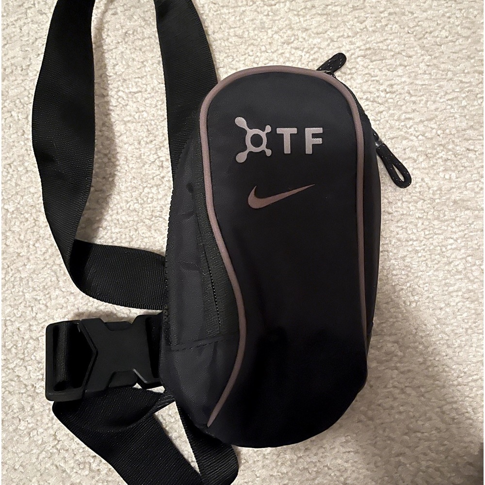 OrangeTheory-Nike Bag ❄️